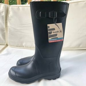 Black Rainboots!!!!!